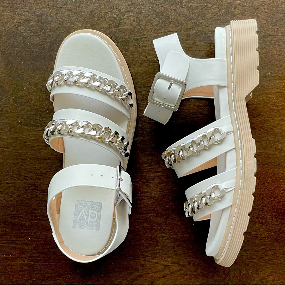 NWT Dolce vita woman’s lug sandal size 7